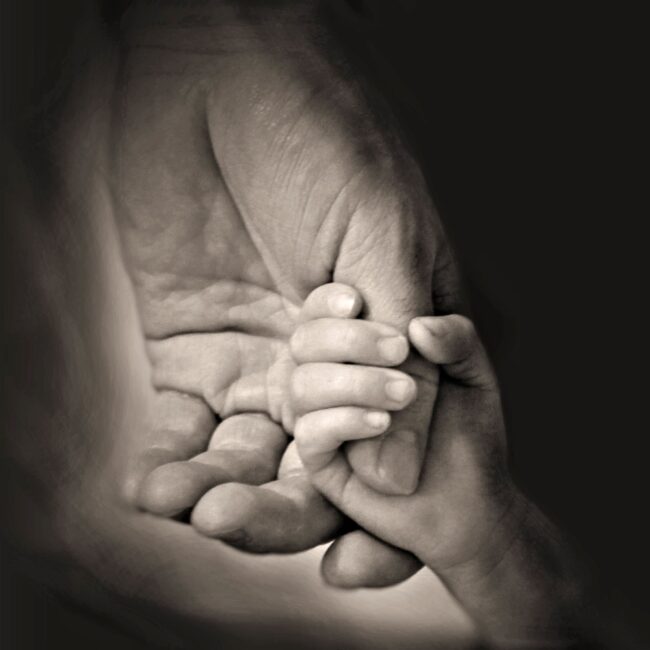 hands_family